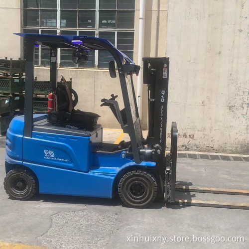 1,2 t 1,6 t un carrello elevatore personalizzato a buon mercato Pure Electric Blade Battery BYD Brand Brand Brand Energy Frevi di carrello elevatore Energy